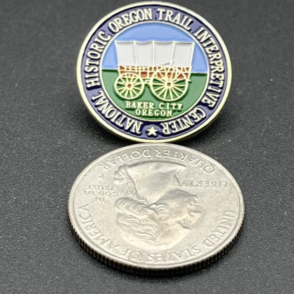 National‎ Historic Oregon Trail Interpretive Center Baker City Lapel Hat Pin